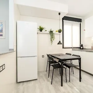 -malagasunapts- Stylish Centre Pool&parking Apartamento Málaga